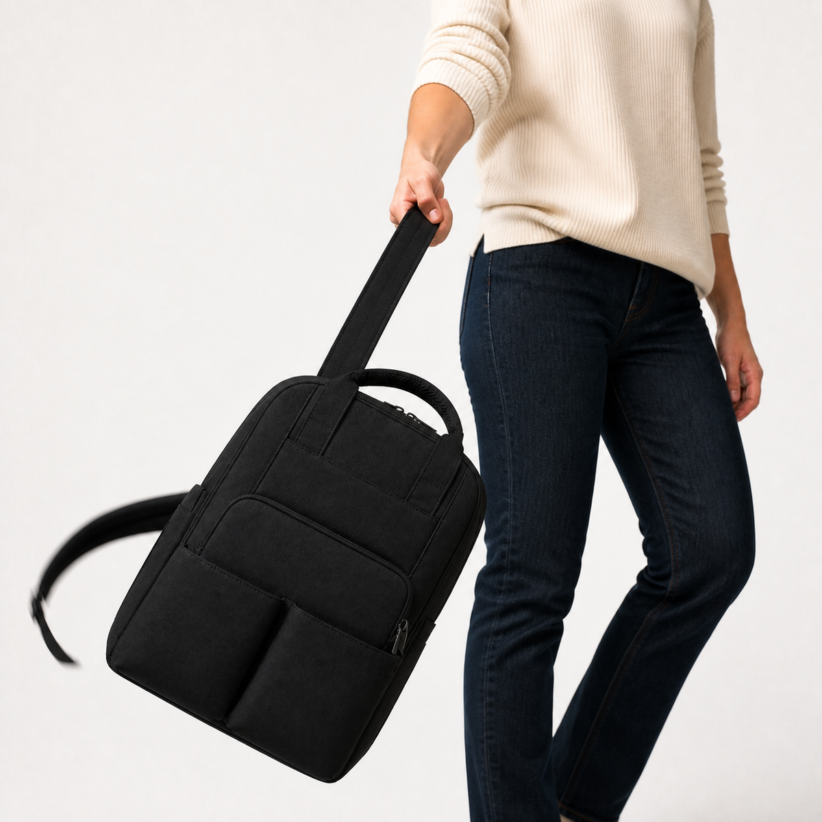 Sac à dos à langer compartimenté noir, critères de choix d'un sac à langer Image