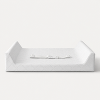 Matelas à langer blanc vu de profil, 10 cm de mousse | NOLIERA