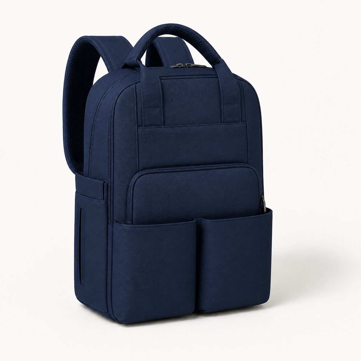 Sac à dos à langer compartimenté bleu foncé, vue studio | NOLIERA